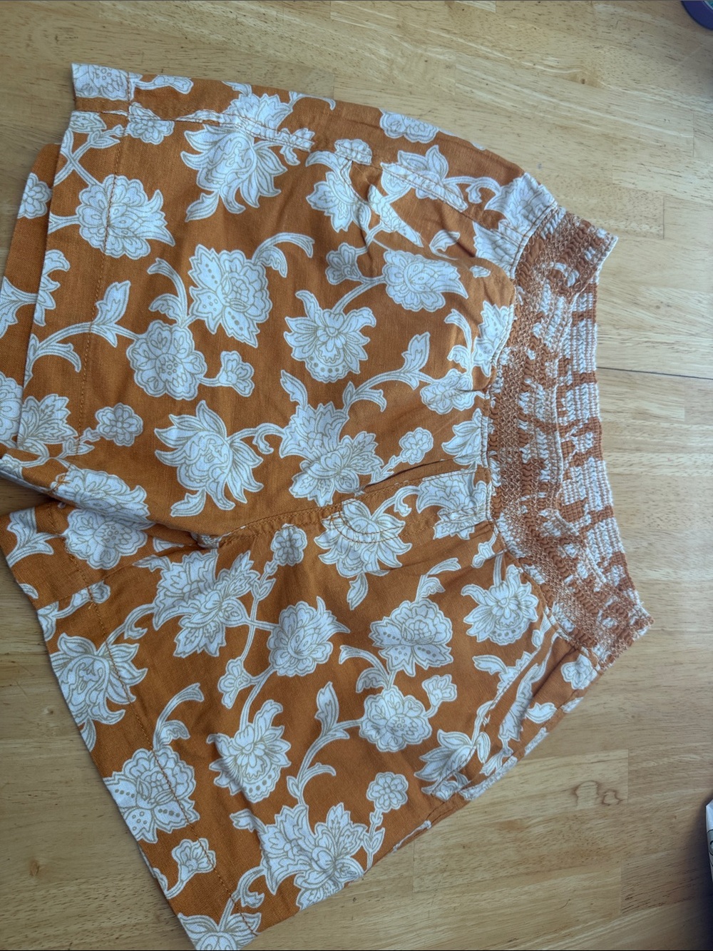 Briggs New York Rust Orange and White Floral Smocked-Waist Shorts